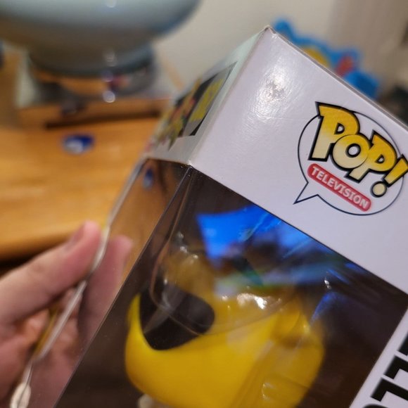 Mighty Morphin Power Rangers Yellow Ranger Funko Pop - Picture 12 of 12